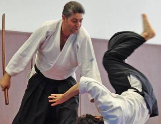 Aïkido 85 sensei D. Chauvet professeur au dojo vendéen Sables d'Olonne élève d'A. Peyrache shihan